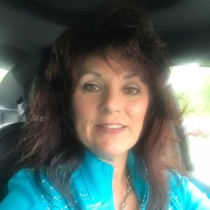 Meet your Posher, Beverly